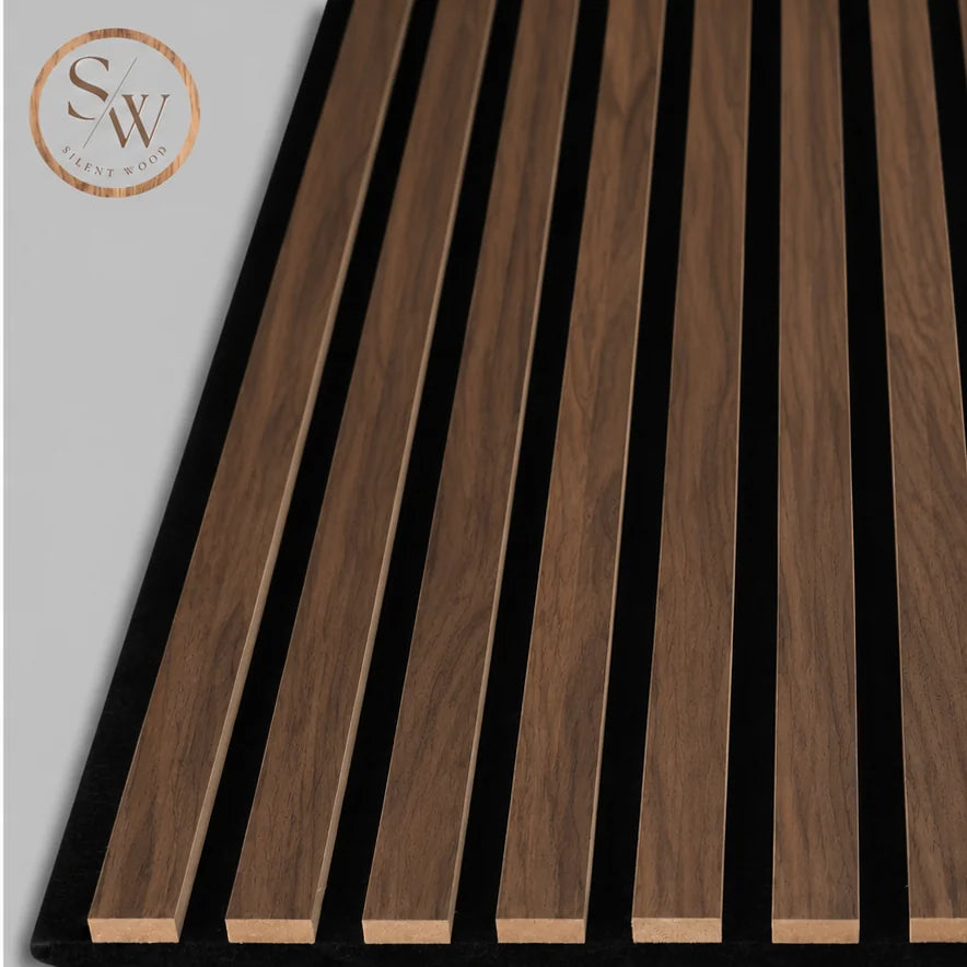 Akustikpanel i Walnut med sort filt